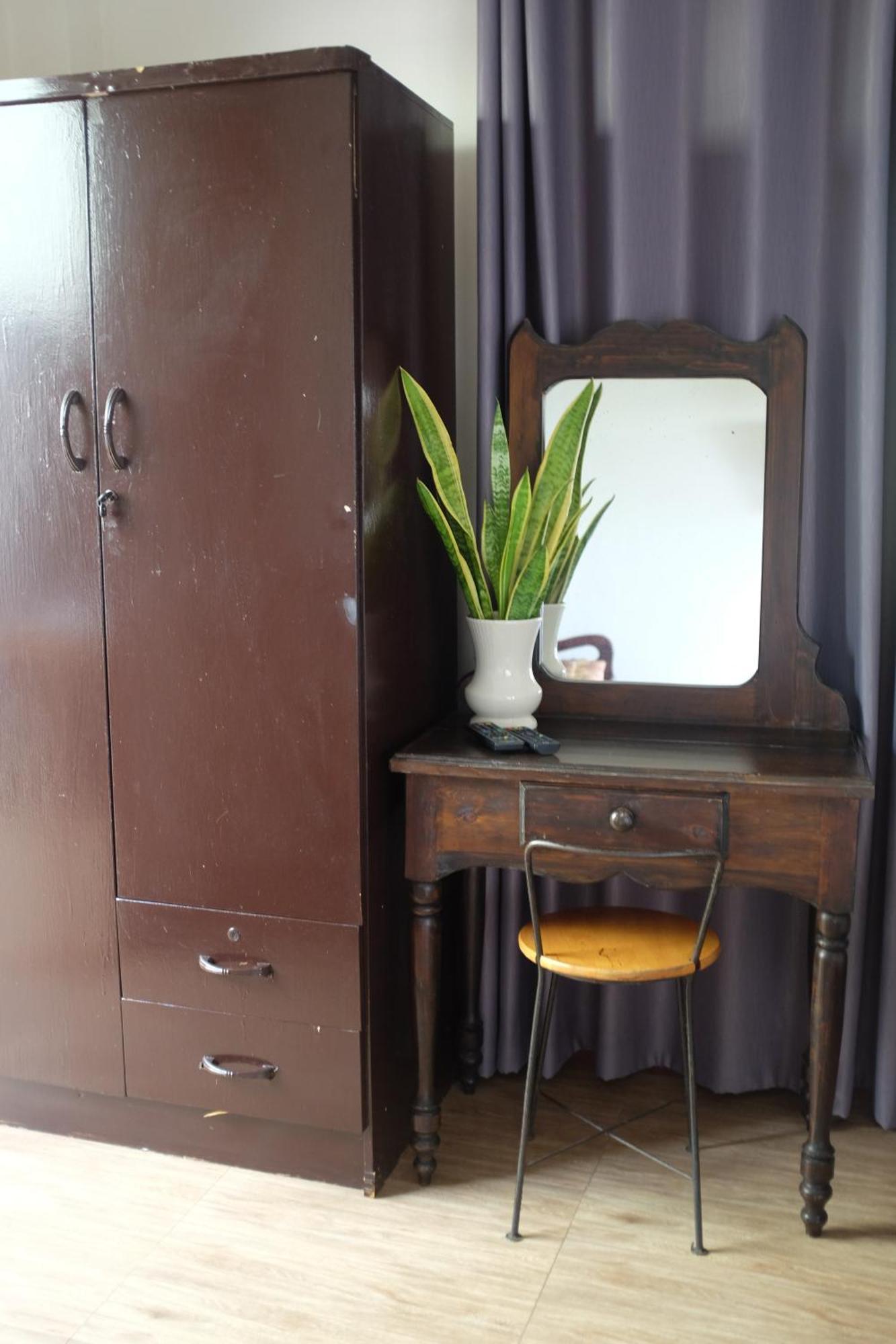 Rai Boonsom Apartman Phrau Szoba fotó